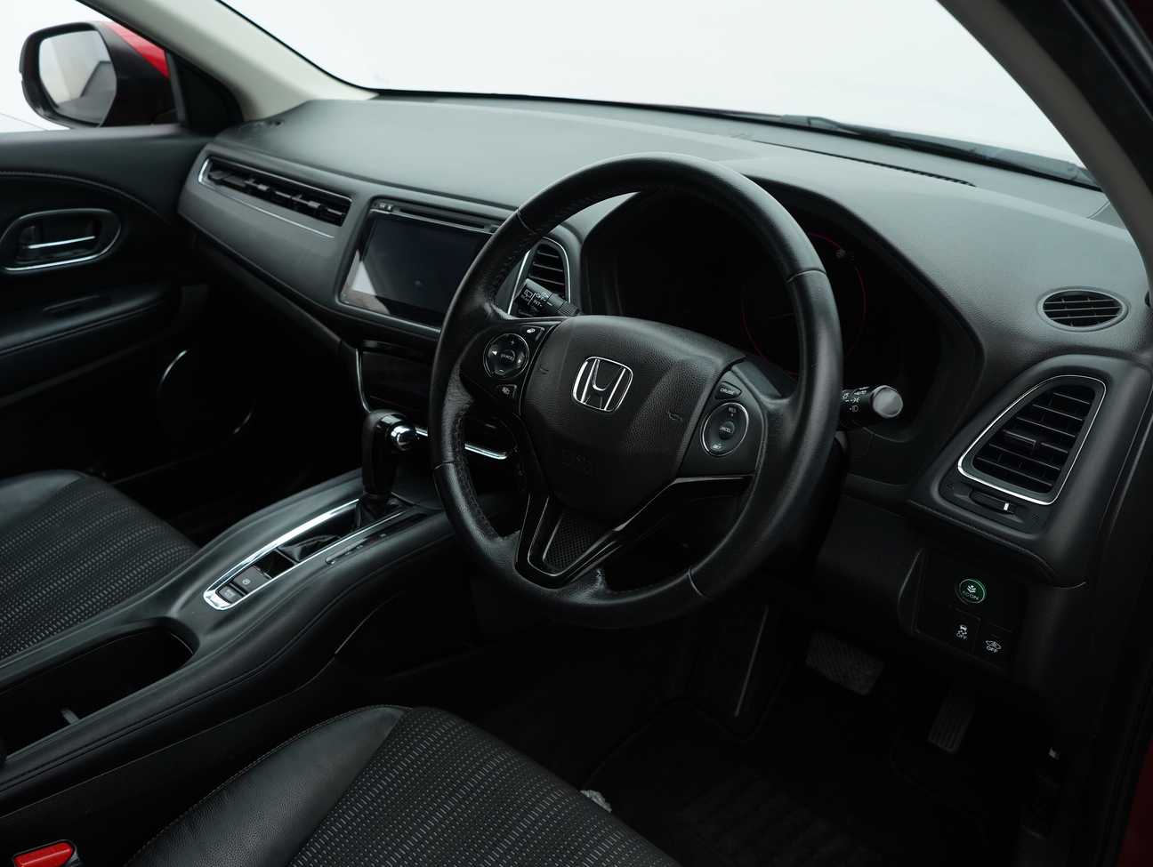 used 2017 Honda HR-V V 1.8