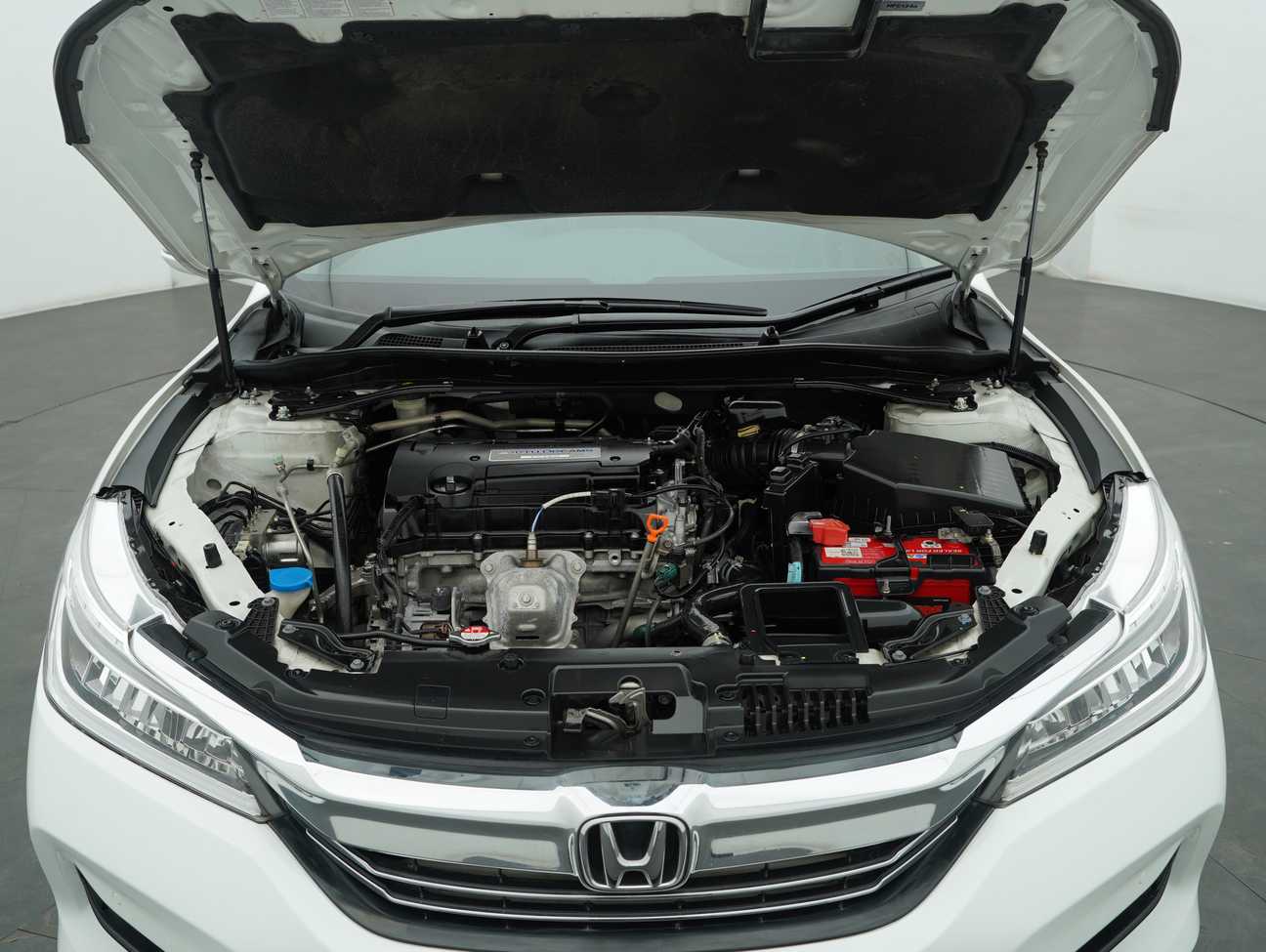 used 2017 Honda Accord VTi-L 2.4