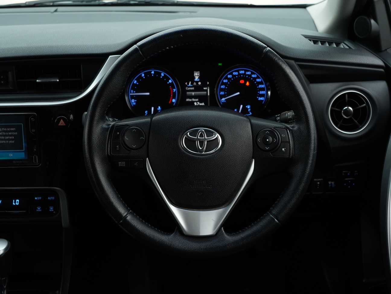 used 2018 Toyota Corolla Altis G 1.8