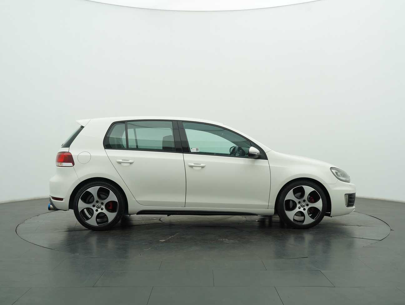 used 2010 Volkswagen Golf GTI 2.0