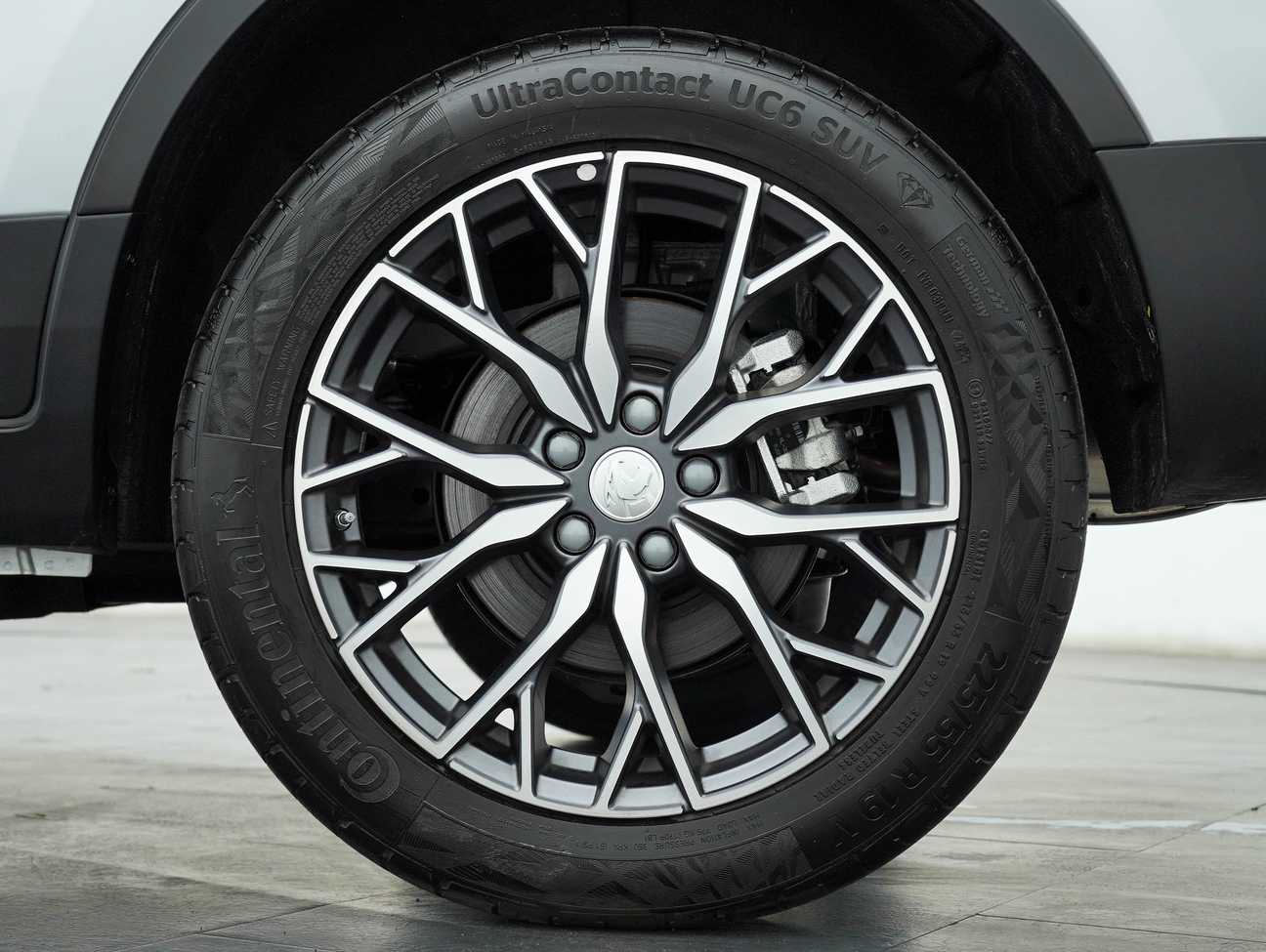 used 2023 Proton X70 Premium 1.5