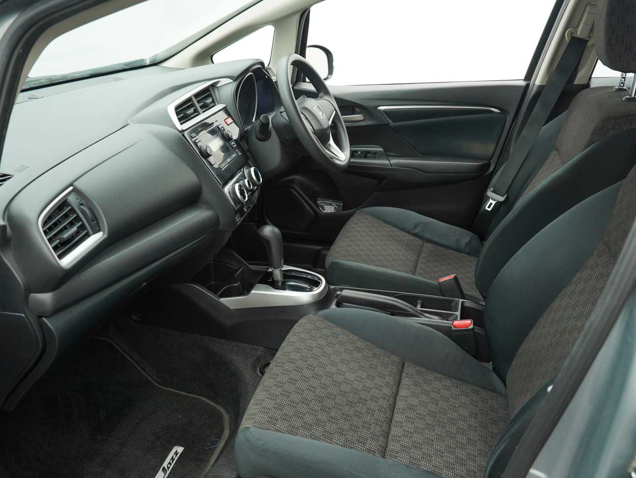 used 2014 Honda Jazz E 1.5