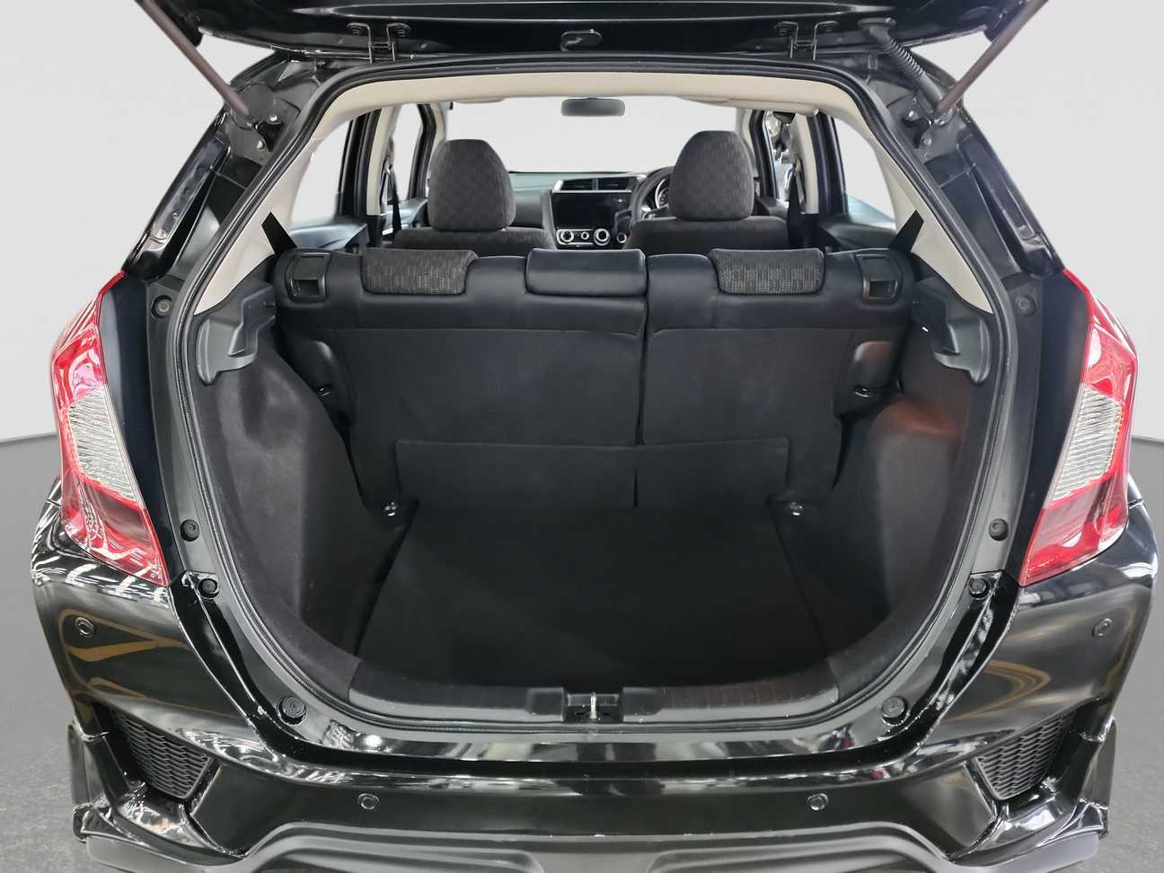 terpakai 2014 Honda Jazz E 1.5