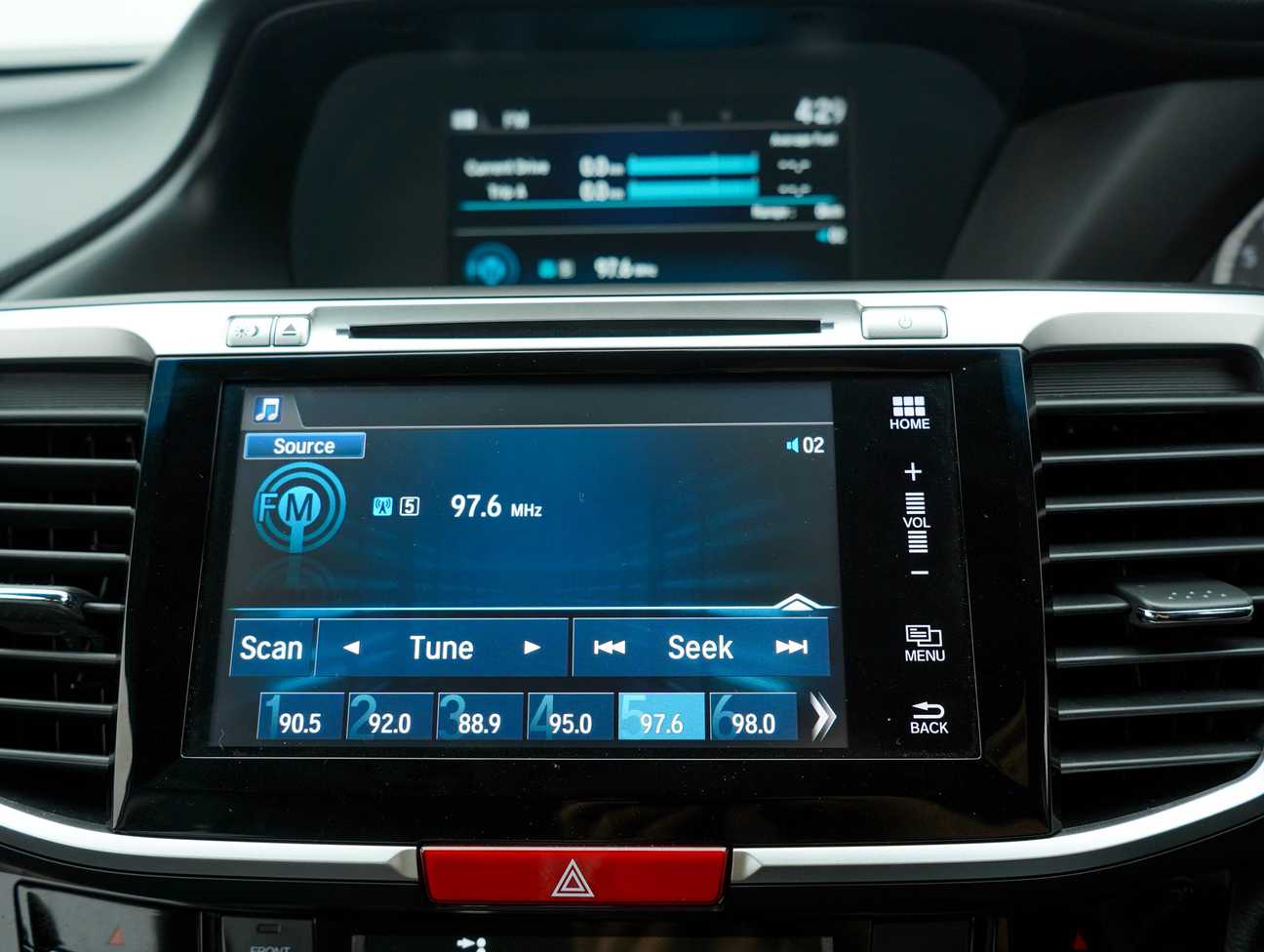 terpakai 2016 Honda ACCORD VTI-L 2.0