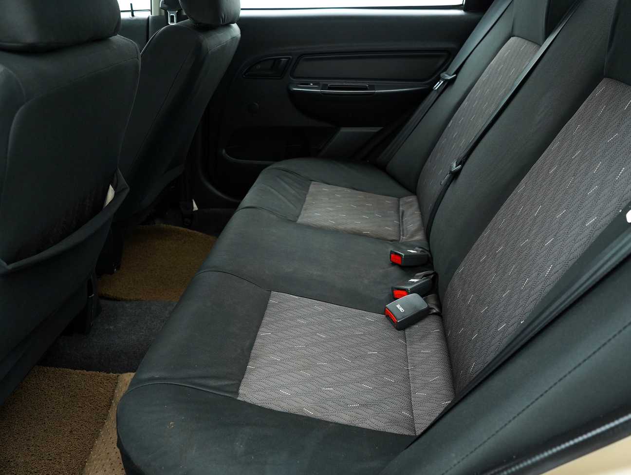 used 2014 Proton Saga FLX Standard 1.3