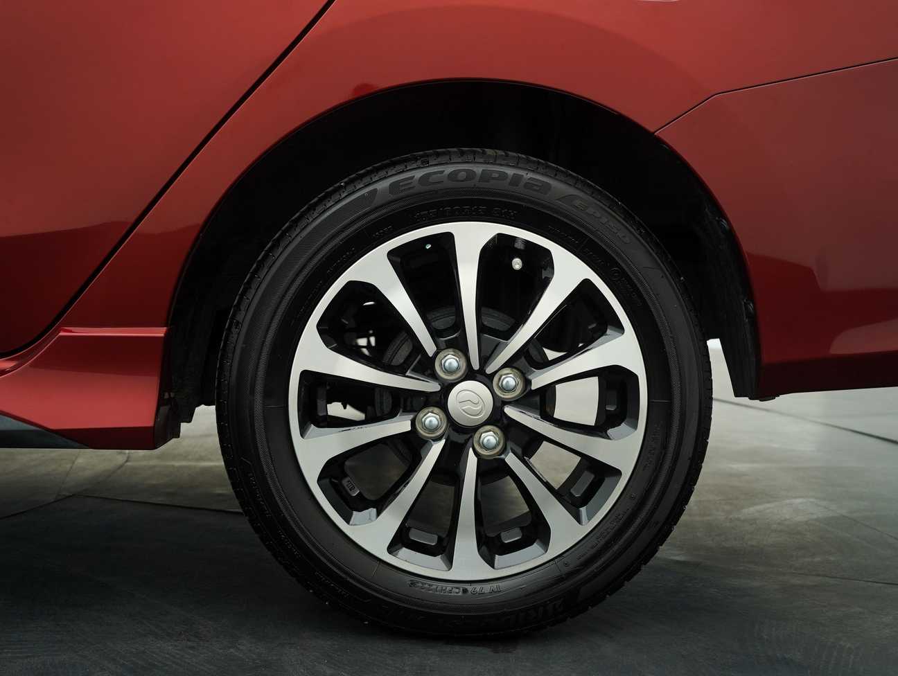 terpakai 2023 Perodua Bezza Advance 1.3