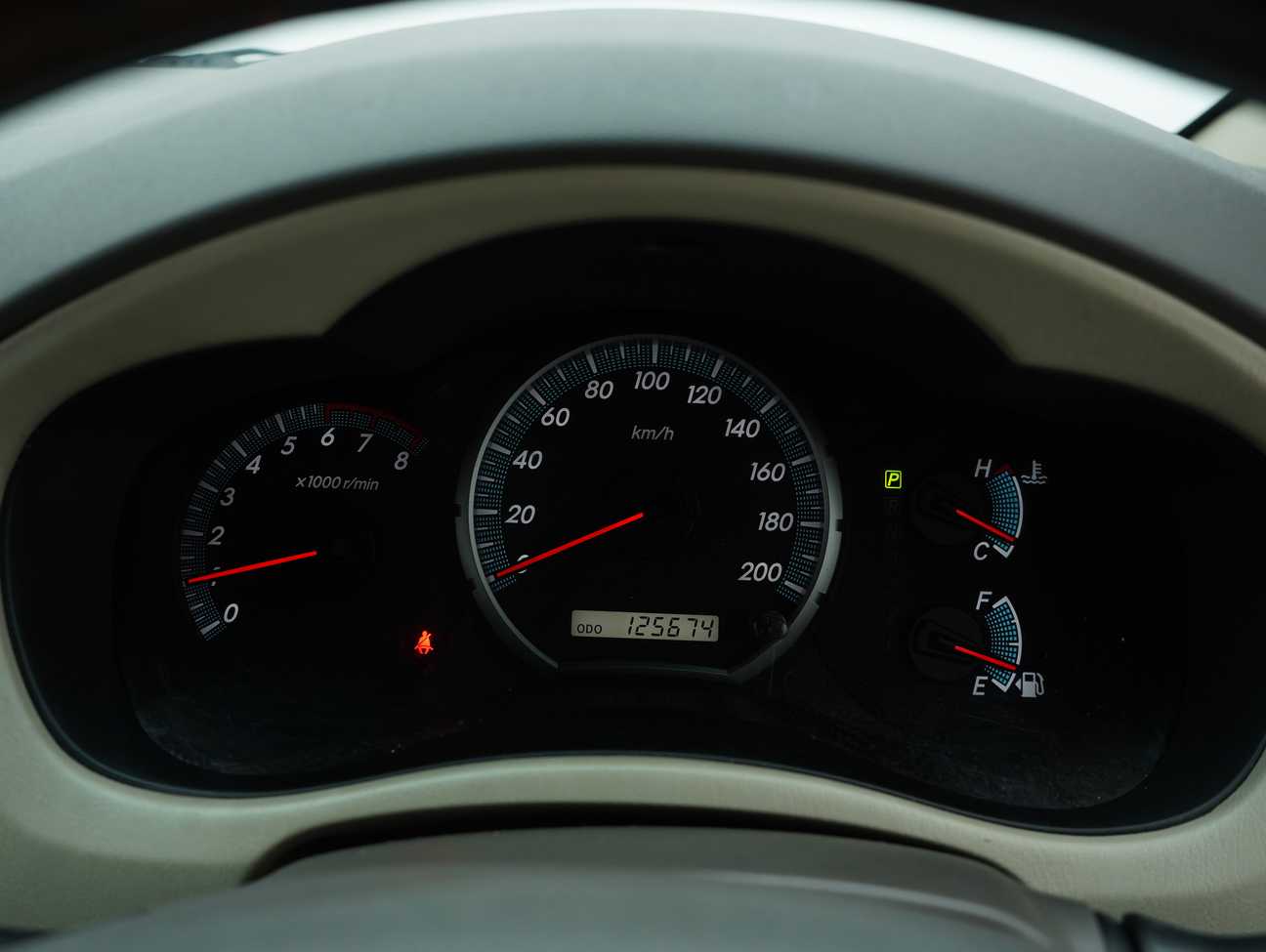 used 2013 Toyota Innova G 2.0