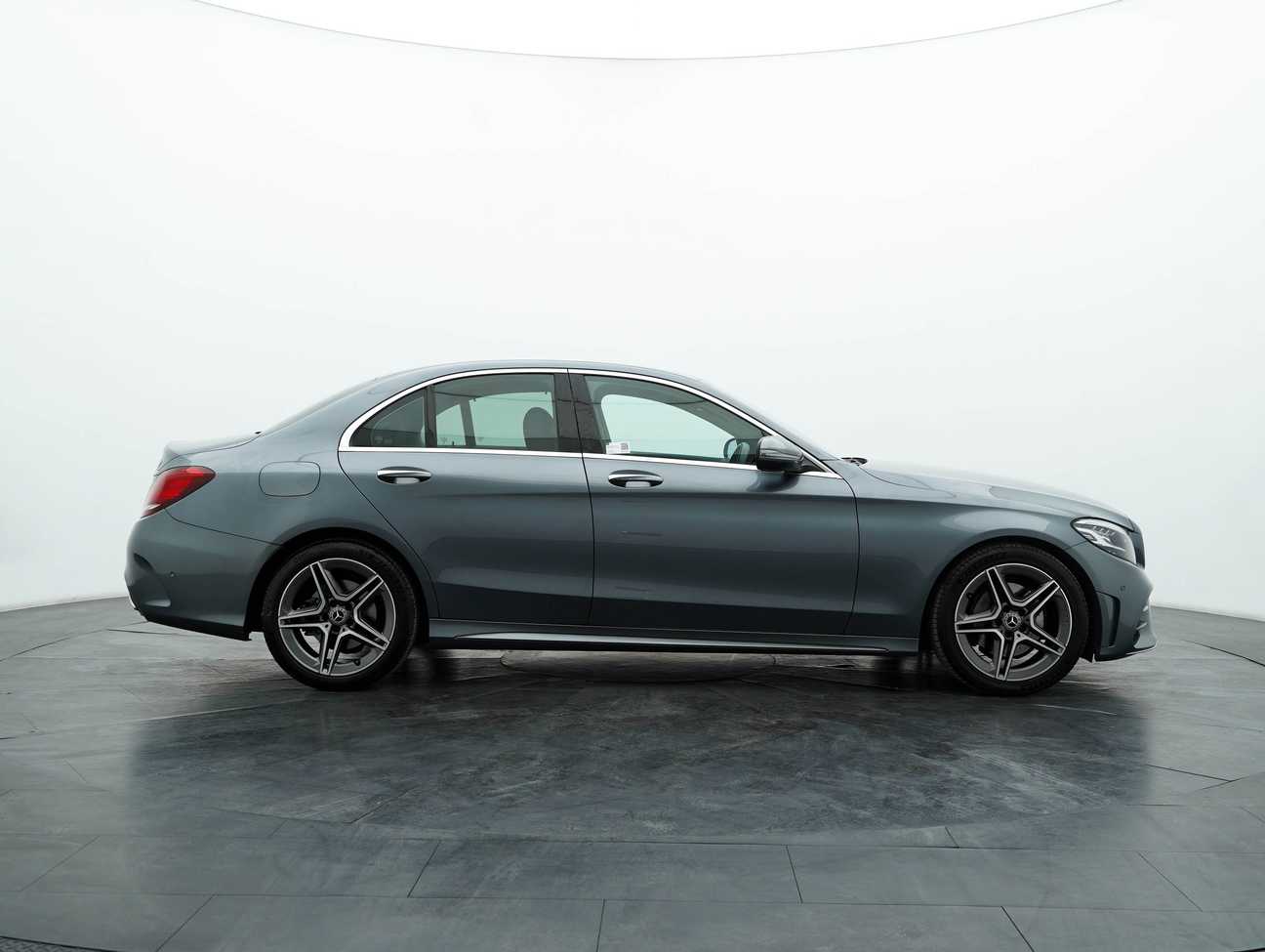 used 2020 Mercedes-Benz C200 AMG Line 2.0