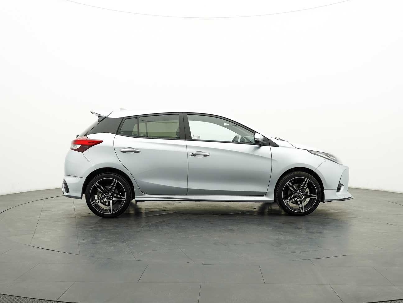 terpakai 2021 Toyota Yaris G 1.5