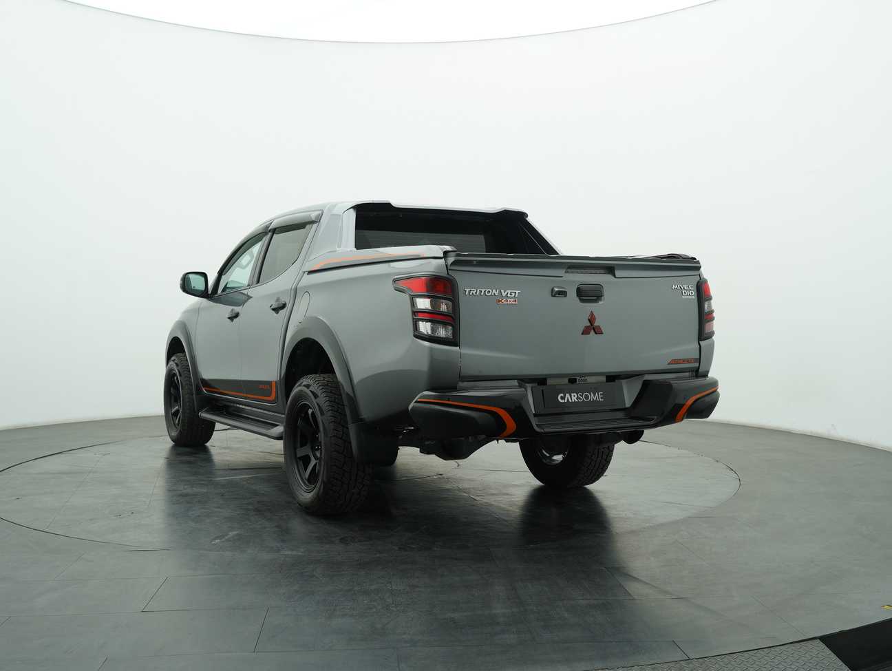 used 2018 Mitsubishi Triton VGT Athlete Dual Cab 4X4 2.4