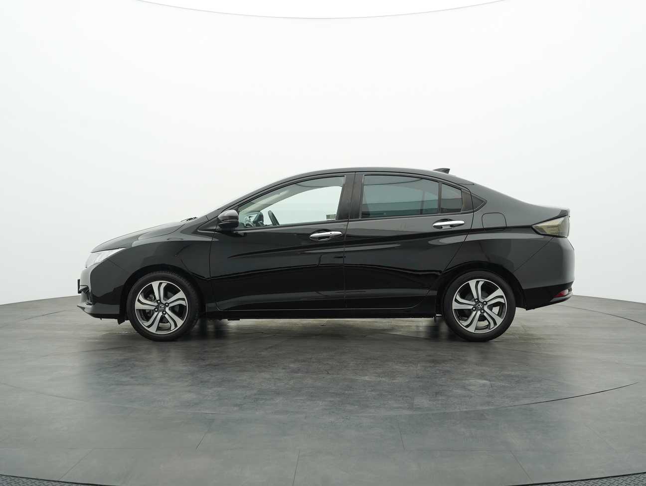 used 2016 Honda City V i-VTEC 1.5
