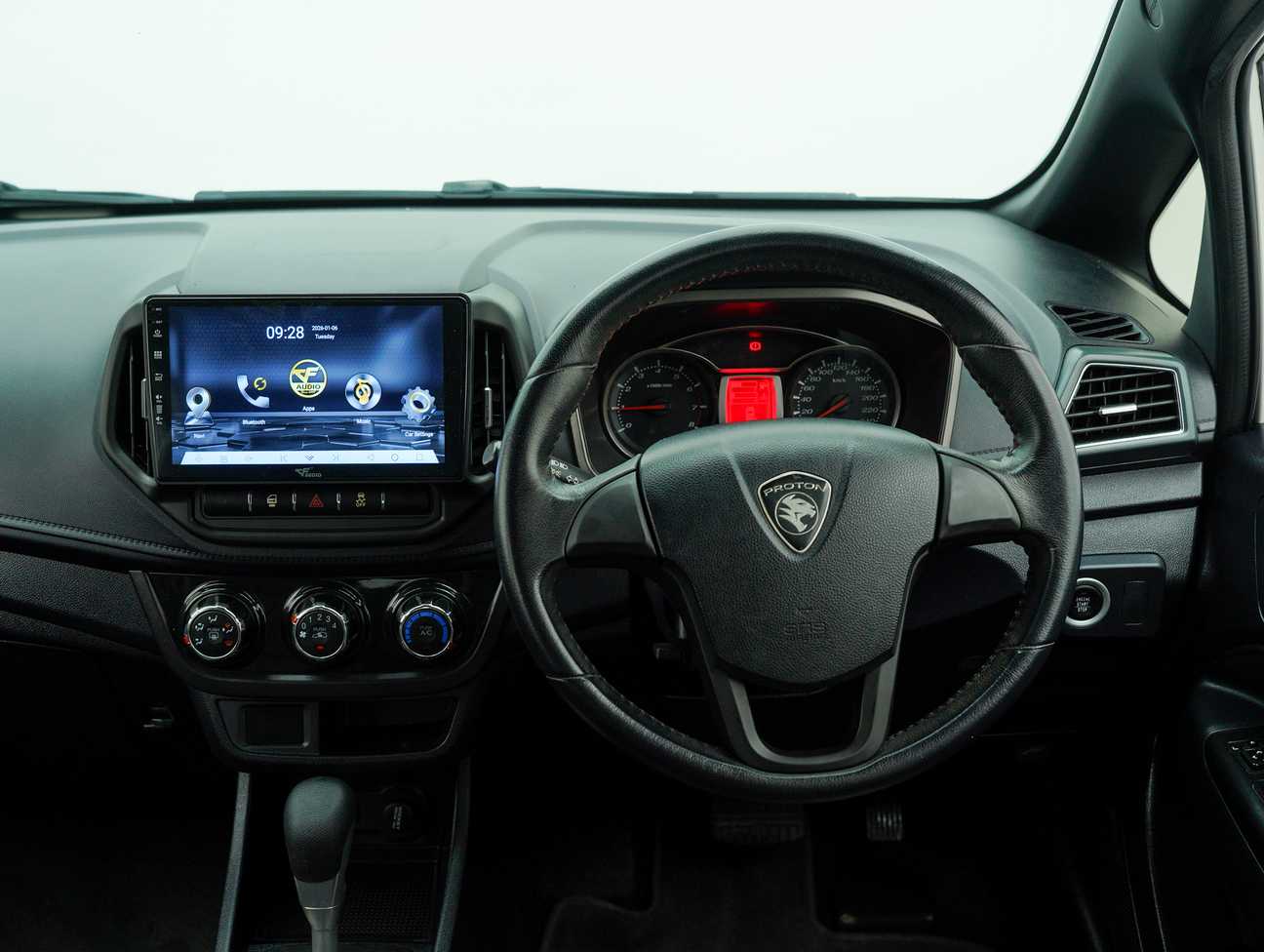 terpakai 2015 Proton Iriz Premium 1.6