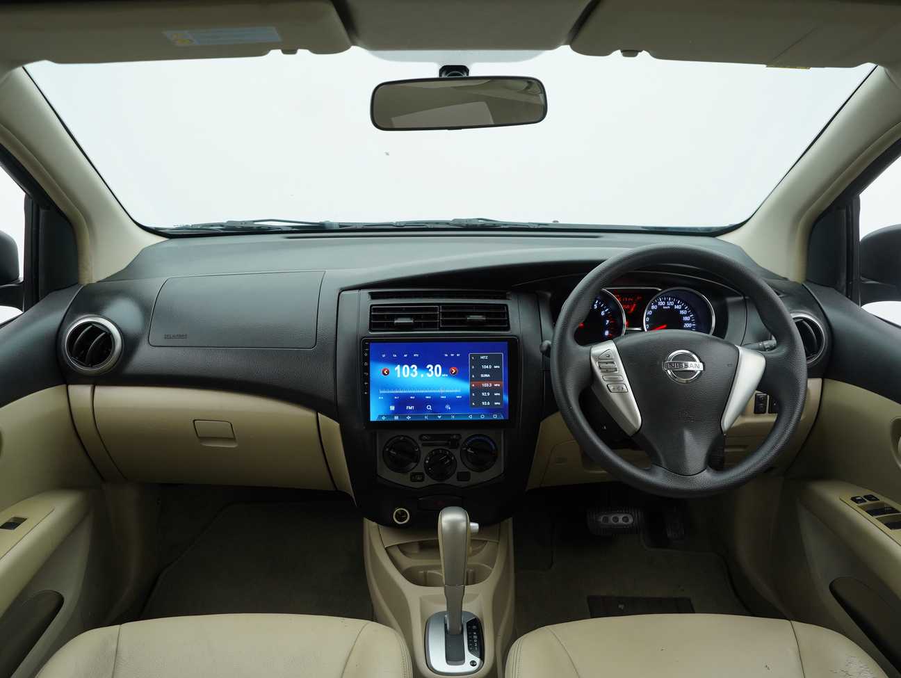 used 2014 Nissan Grand Livina Comfort 1.6