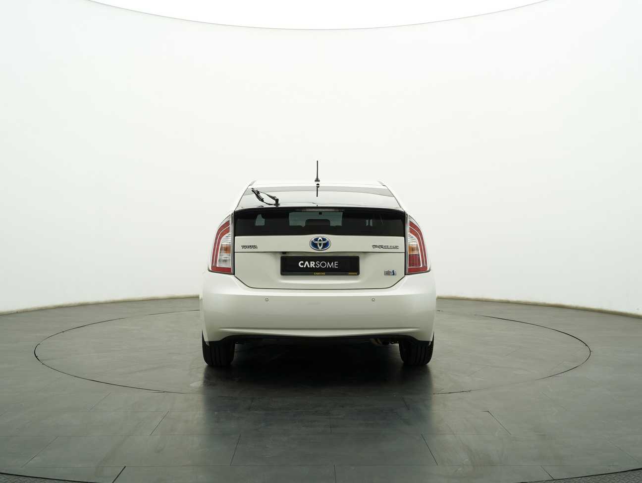 used 2013 Toyota Prius Luxury 1.8