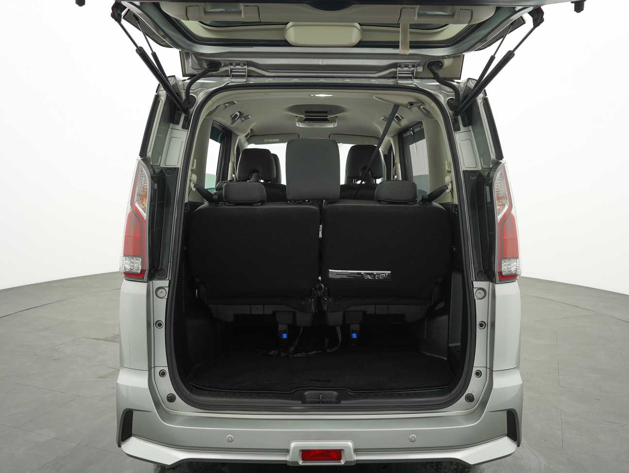 terpakai 2019 Nissan Serena S-Hybrid High-Way Star 2.0