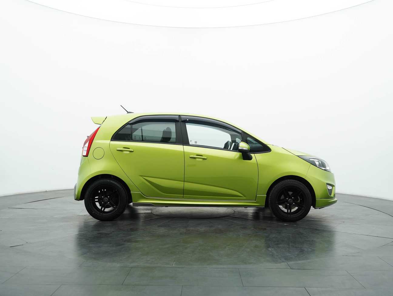 terpakai 2015 Proton Iriz Premium 1.6