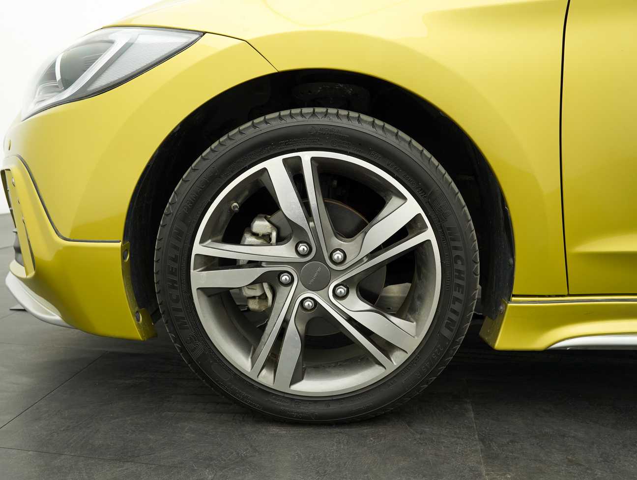 terpakai 2018 Hyundai Elantra Executive 2.0