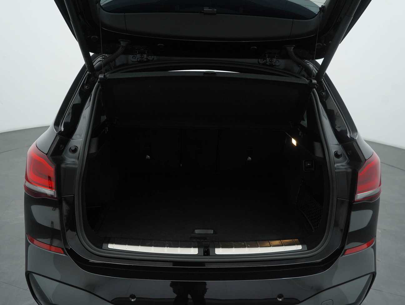 terpakai 2021 BMW X1 sDrive20i M Sport 2.0