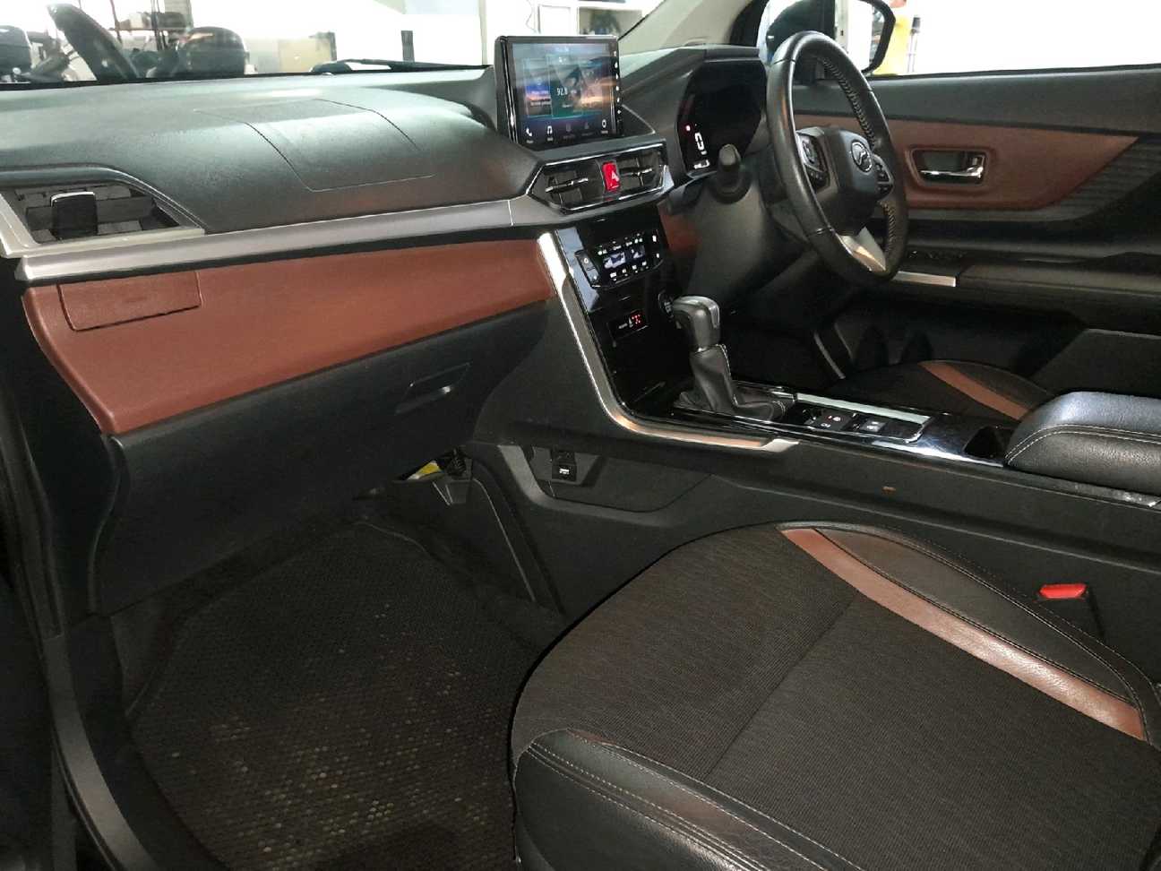 terpakai 2023 Perodua Alza AV 1.5