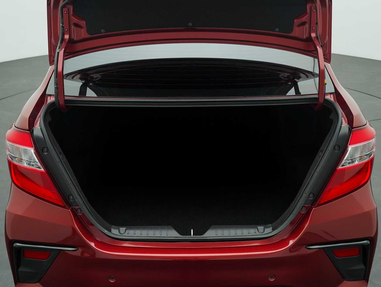 terpakai 2023 Perodua Bezza Advance 1.3