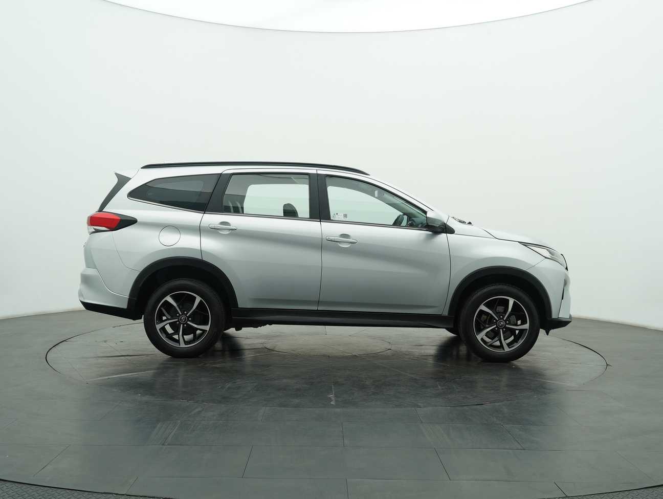 terpakai 2020 Perodua Aruz AV 1.5