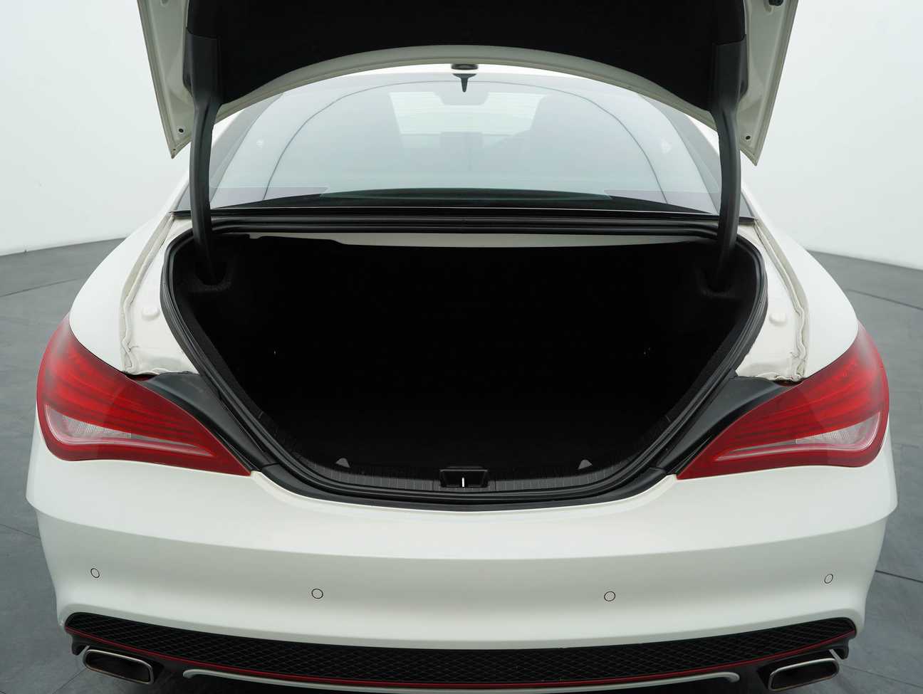 used 2016 Mercedes-Benz CLA250 4MATIC 2.0