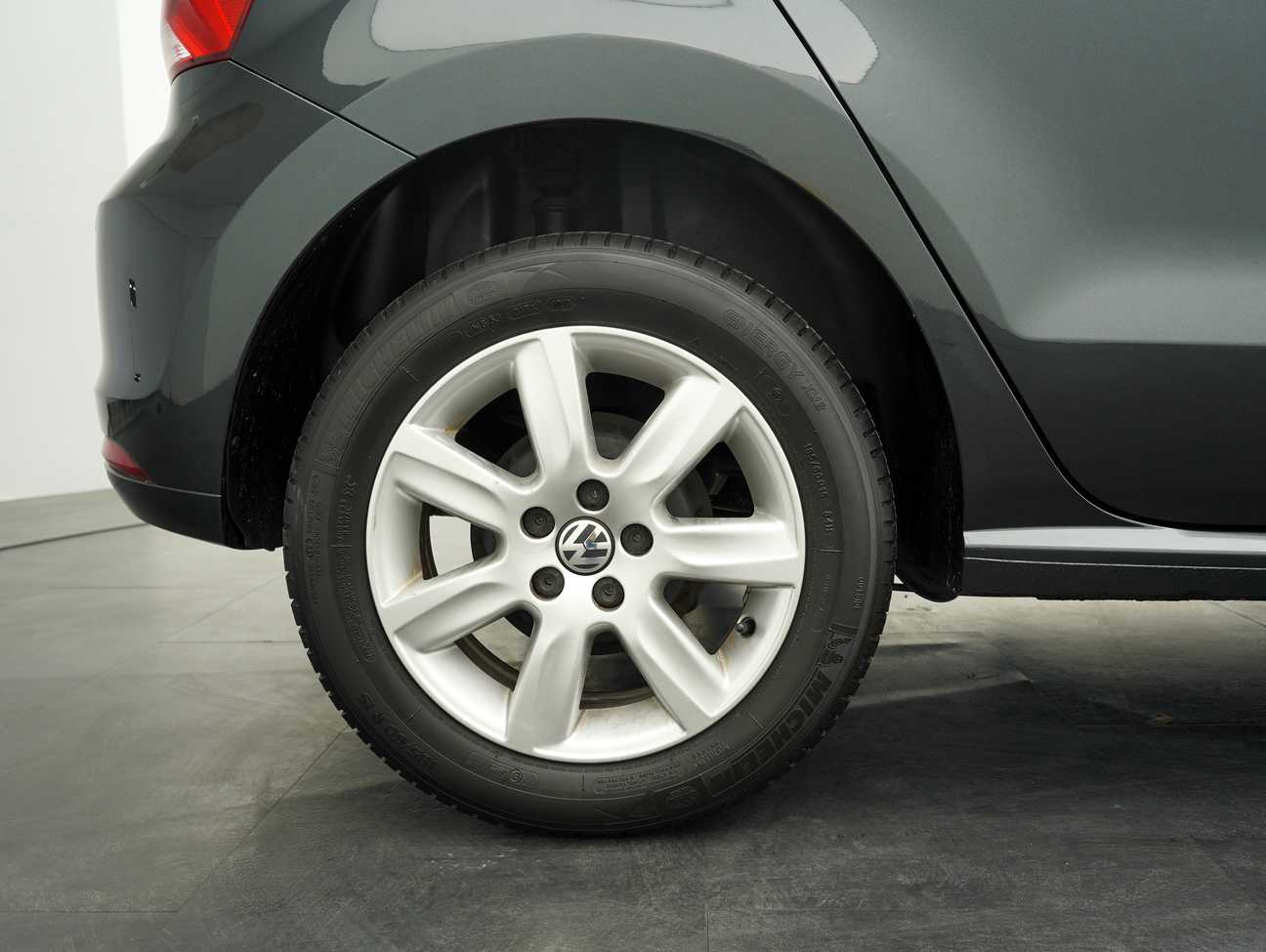 terpakai 2016 Volkswagen Polo Comfortline 1.6