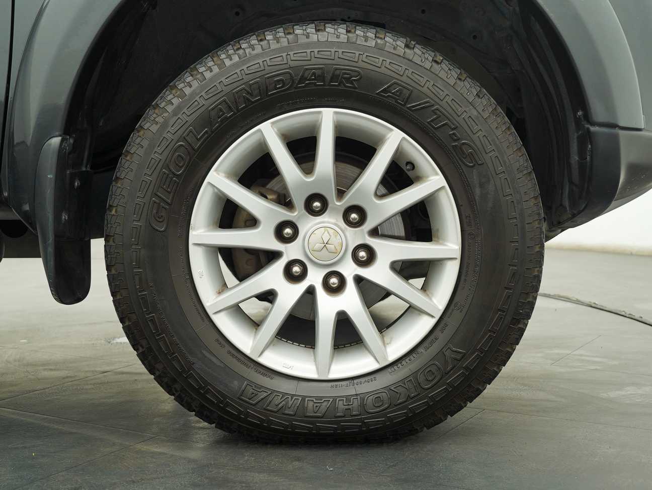 terpakai 2009 Mitsubishi Pajero Sport GS 2.5