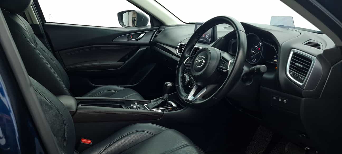 used 2018 Mazda 3 SEDAN HI SKYACTIV (CKD) 2.0