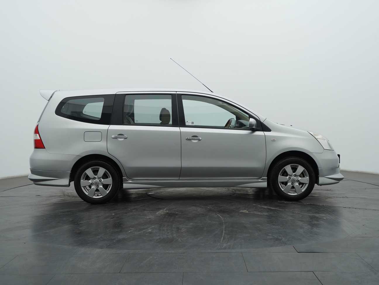 used 2011 Nissan Grand Livina Comfort 1.8