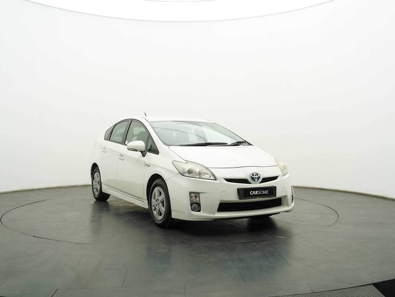terpakai 2011 Toyota Prius  1.8