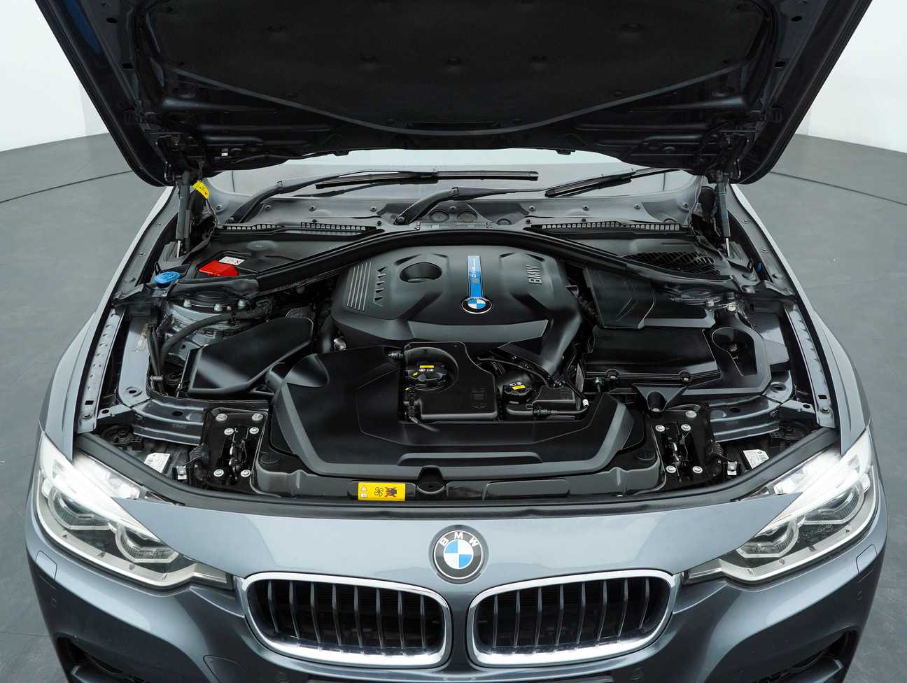 used 2018 BMW 330e Sport Line 2.0