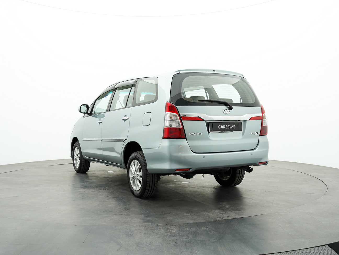 used 2014 Toyota INNOVA G 2.0