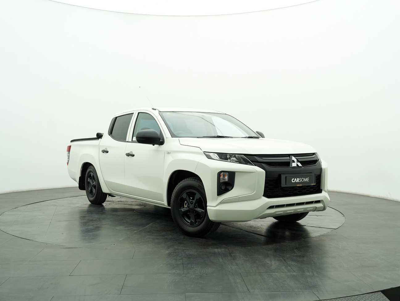 used 2022 Mitsubishi Triton Quest Dual Cab 4X2 2.5
