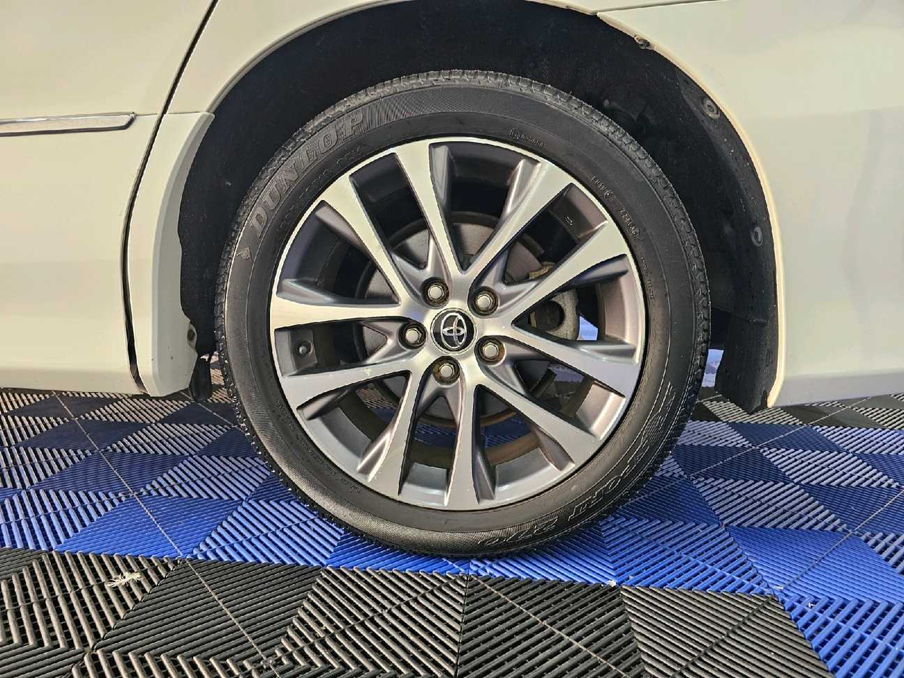 used 2016 Toyota Estima Aeras Premium 2.4