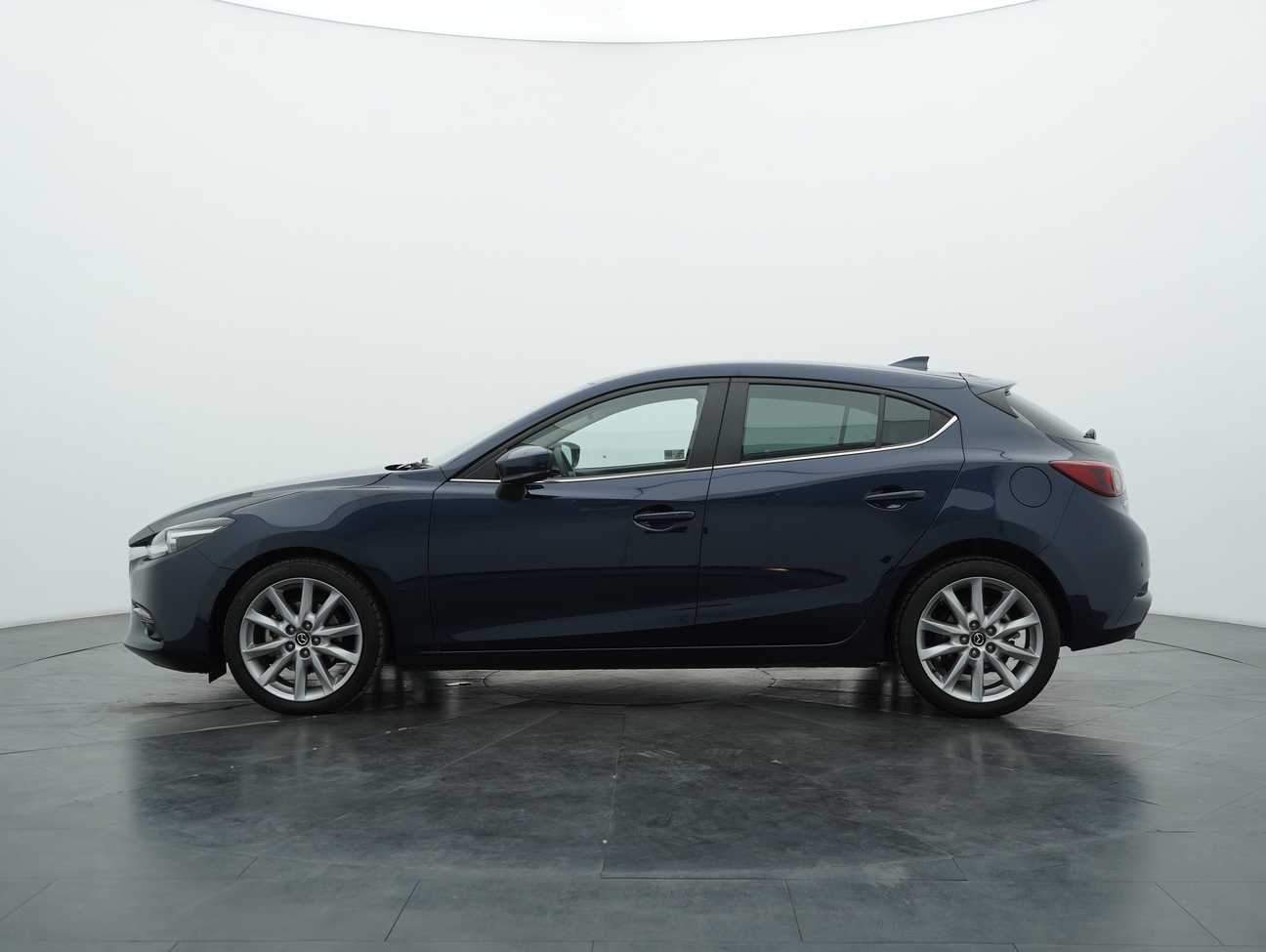 terpakai 2018 Mazda 3 SKYACTIV-G 2.0