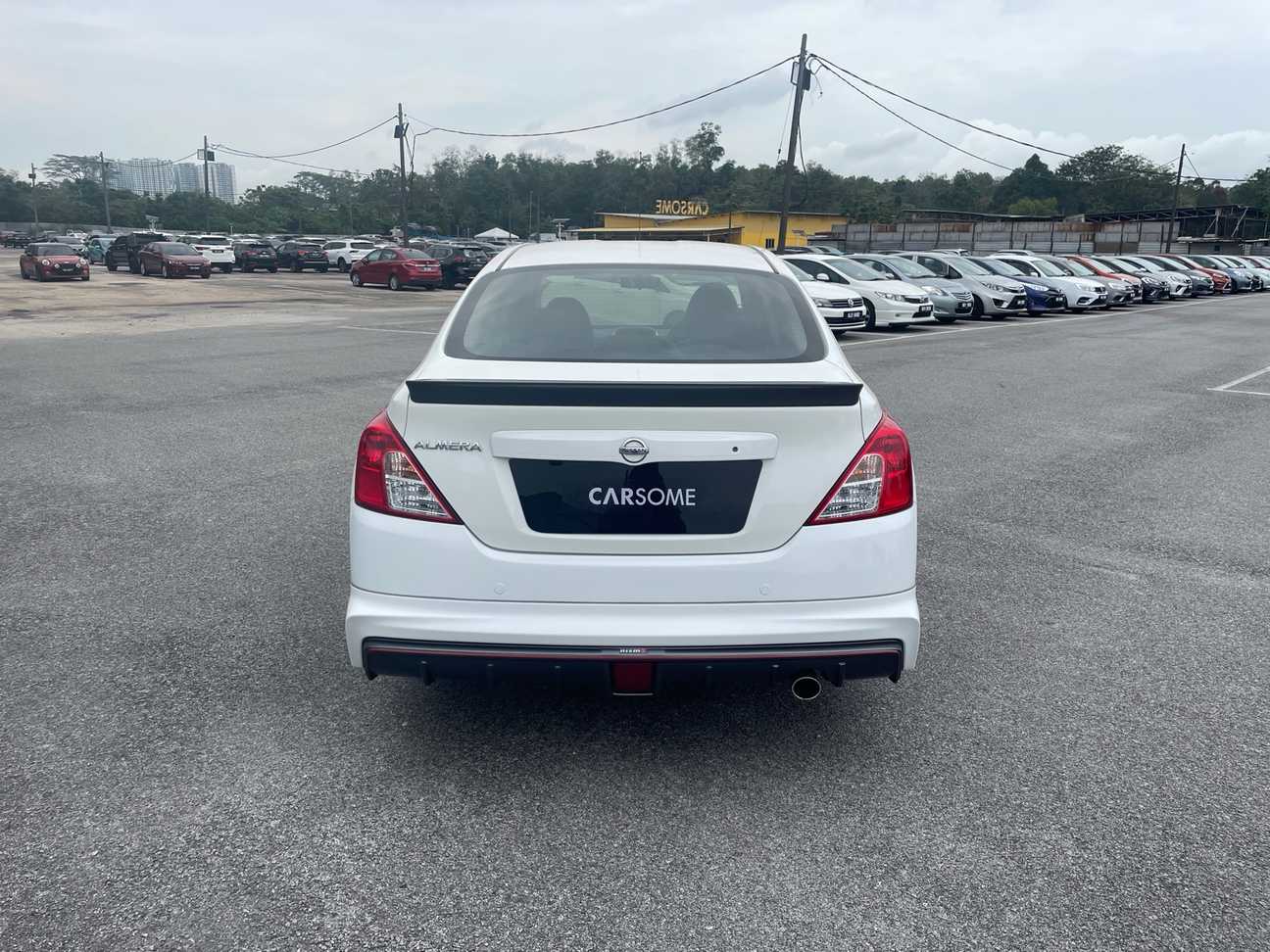 terpakai 2016 Nissan Almera E 1.5