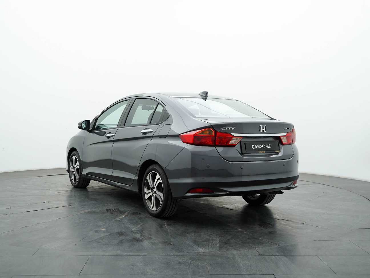used 2014 Honda City V 1.5