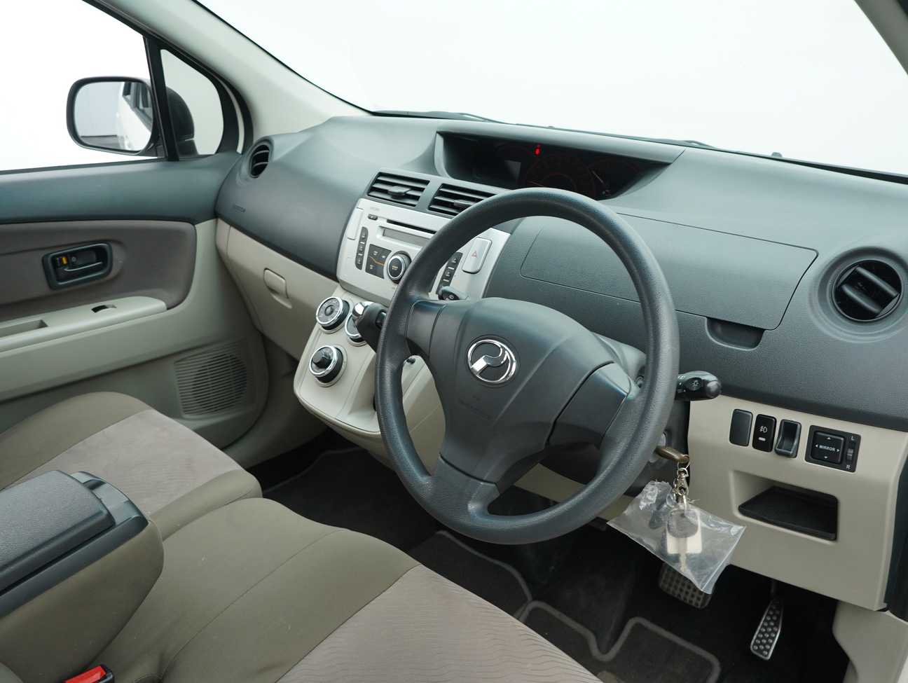 used 2014 Perodua Alza EZ 1.5