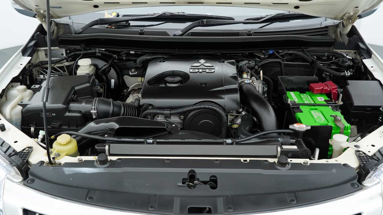 used 2015 Mitsubishi TRITON VGT HS 4WD DC 2.5