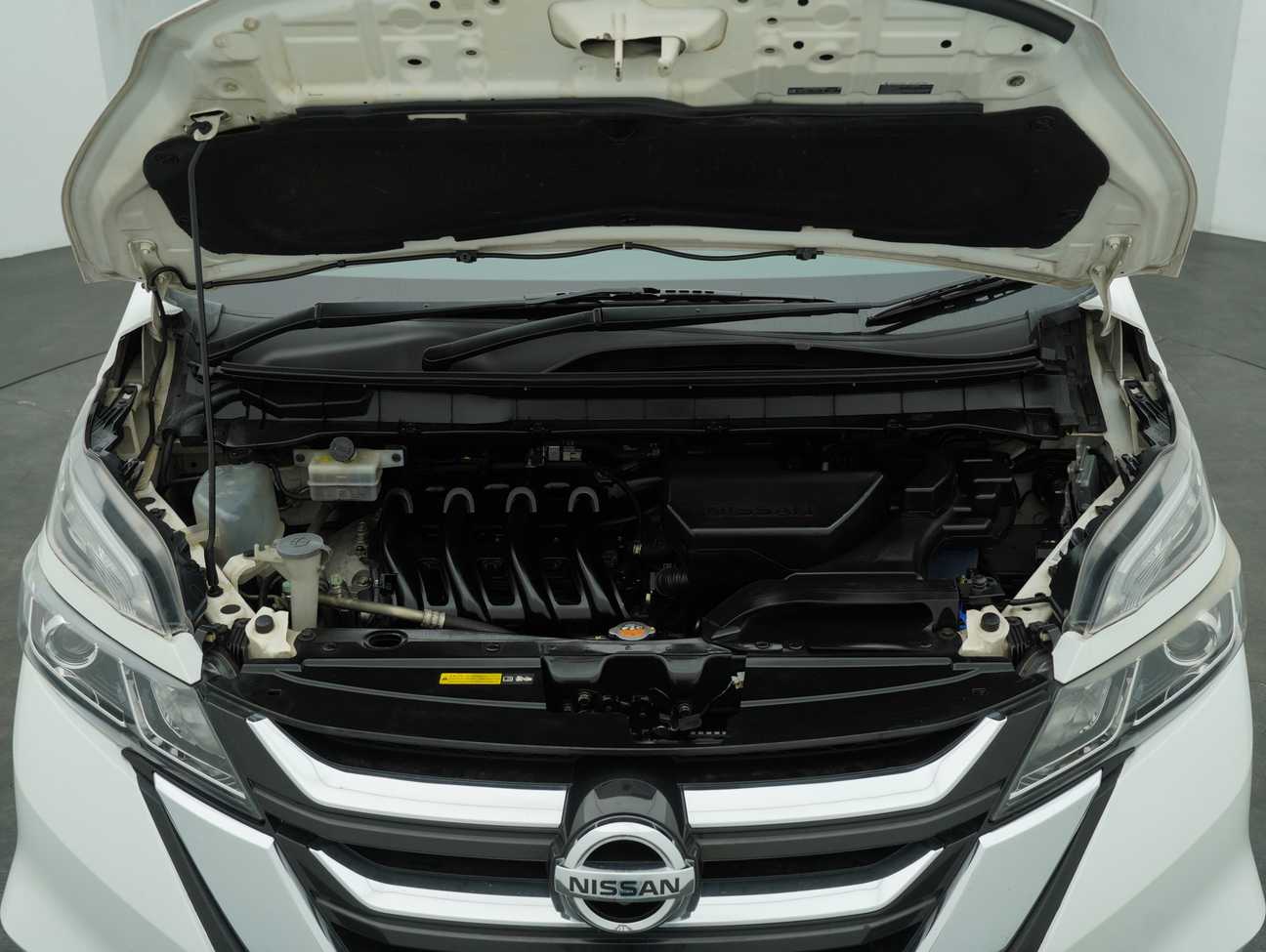 used 2018 Nissan Serena S-Hybrid High-Way Star 2.0