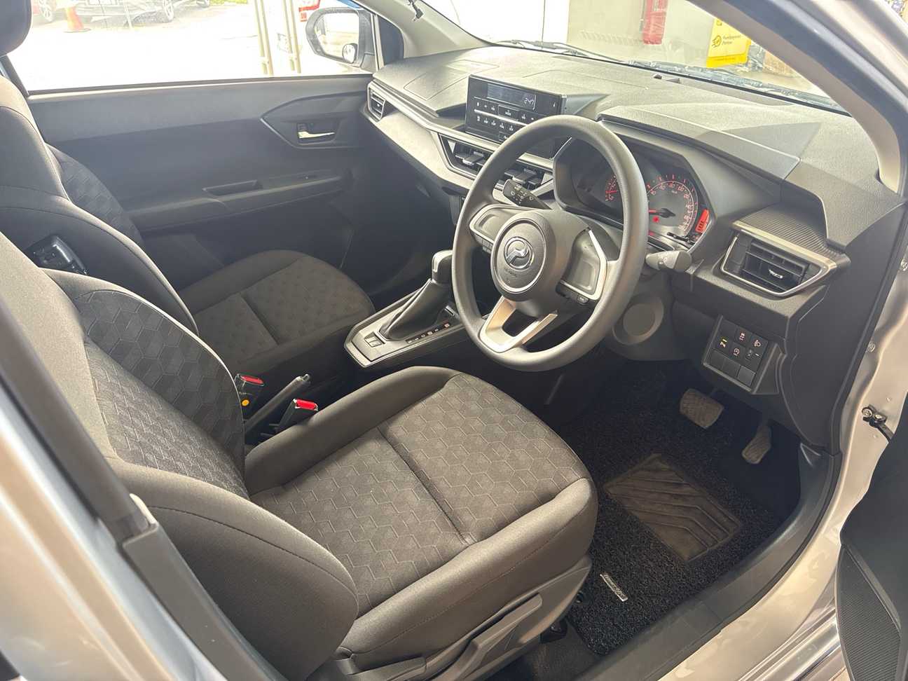 terpakai 2024 Perodua AXIA SE 1.0