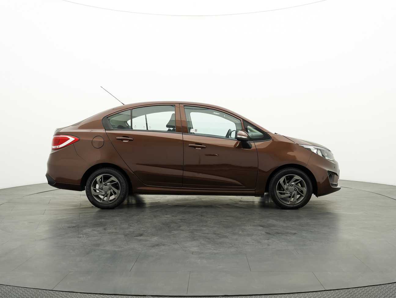 used 2016 Proton Persona Standard 1.6