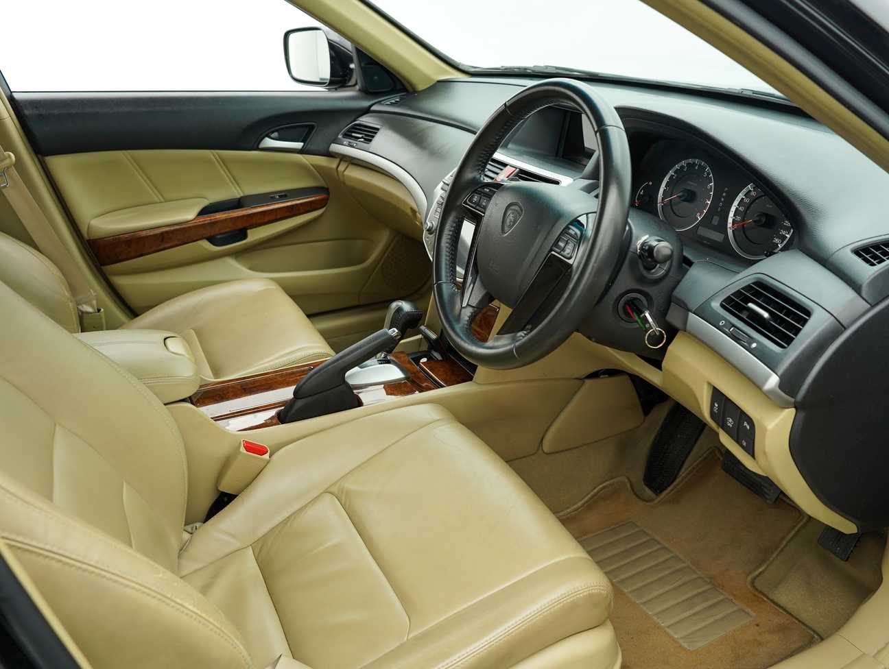 used 2016 Proton PERDANA  2.4