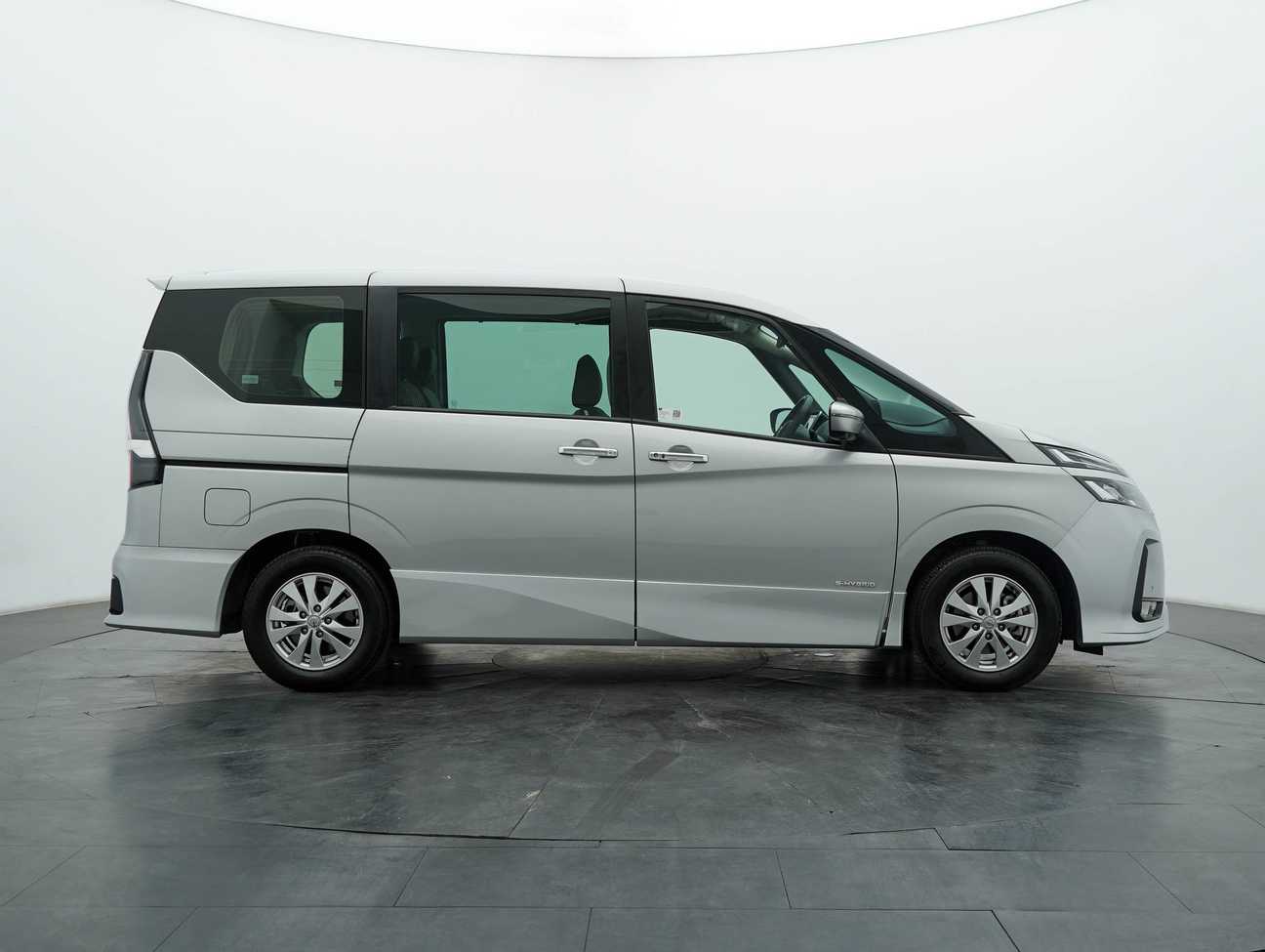 terpakai 2024 Nissan Serena S-Hybrid High-Way Star 2.0