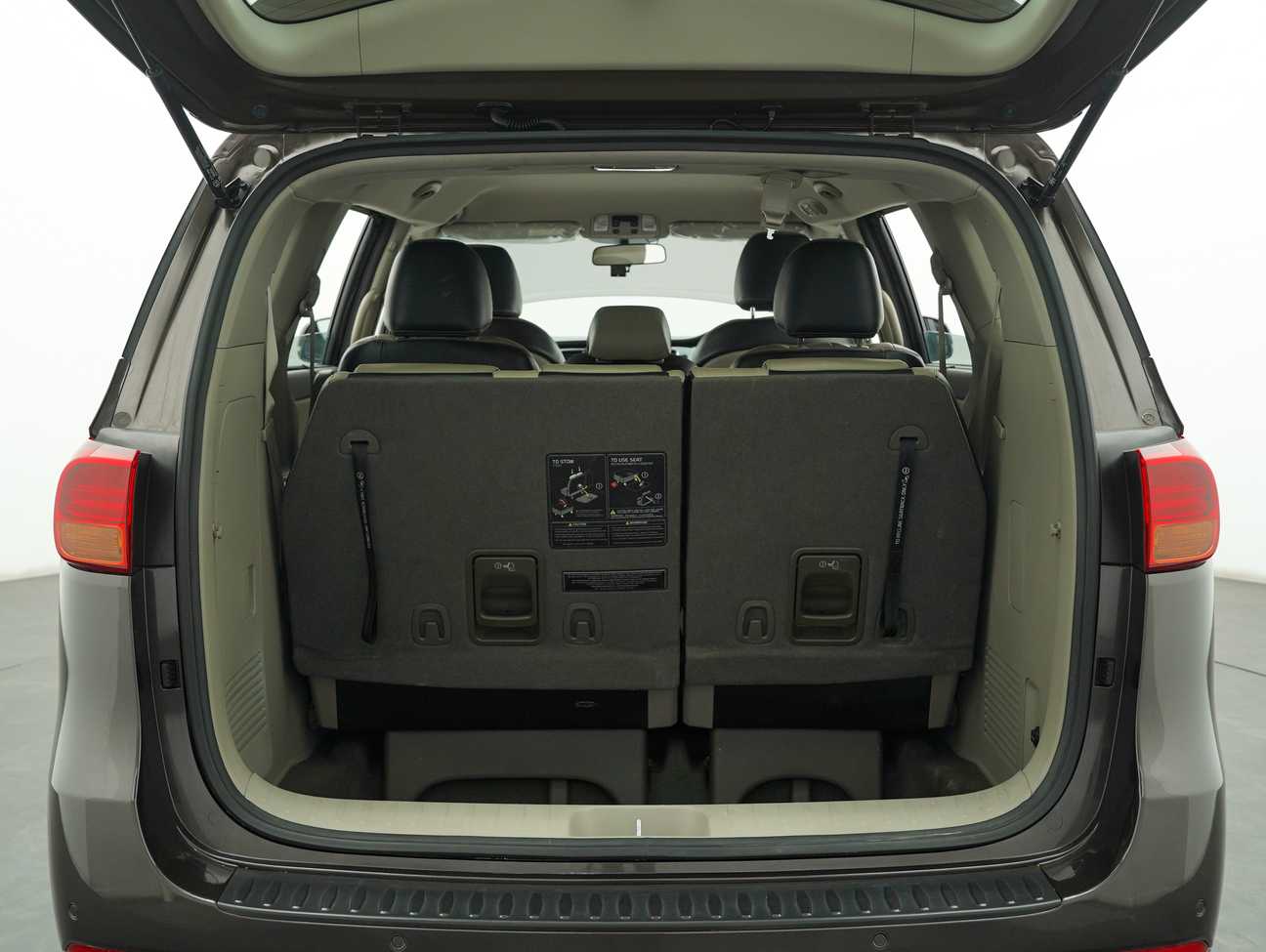 used 2017 Kia Grand Carnival CRDi 2.2