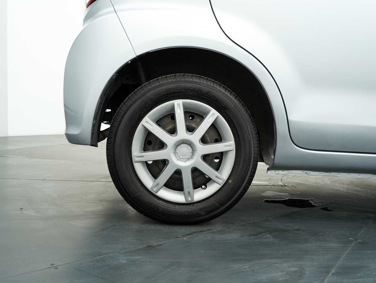 terpakai 2013 Perodua MYVI EZ 1.3