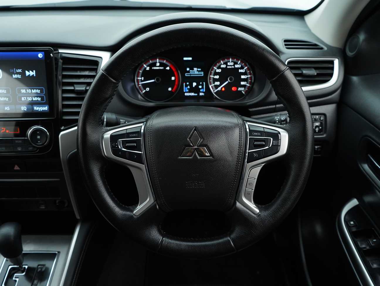 used 2023 Mitsubishi Triton VGT Dual Cab 4X4 2.4