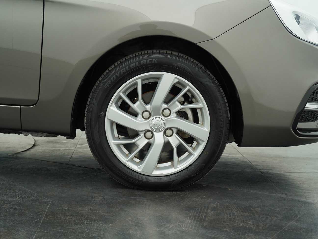 used 2022 Proton Saga Premium 1.3
