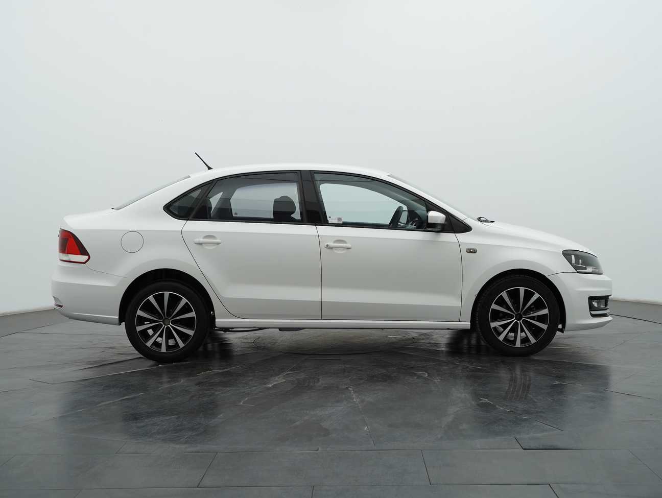 used 2017 Volkswagen Vento TSI Highline 1.2